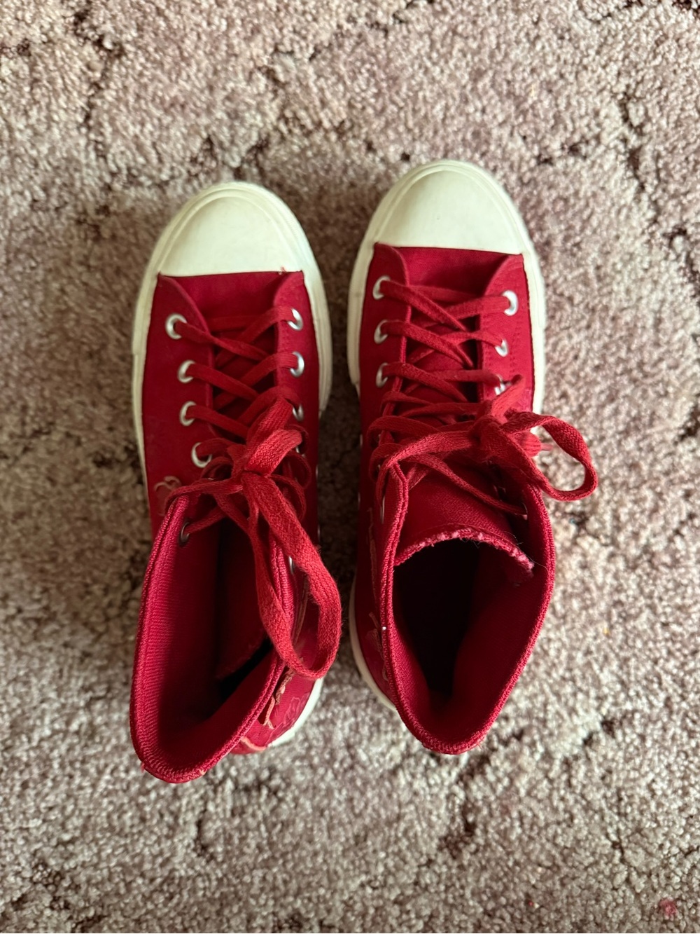 {Converse}-Size: 7.5-Red High-Top Canvas Sneakers with Platform Sole - Picture 5 of 7